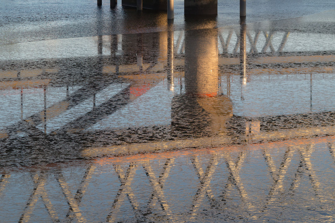 Niedrigwasser im Billhafen.