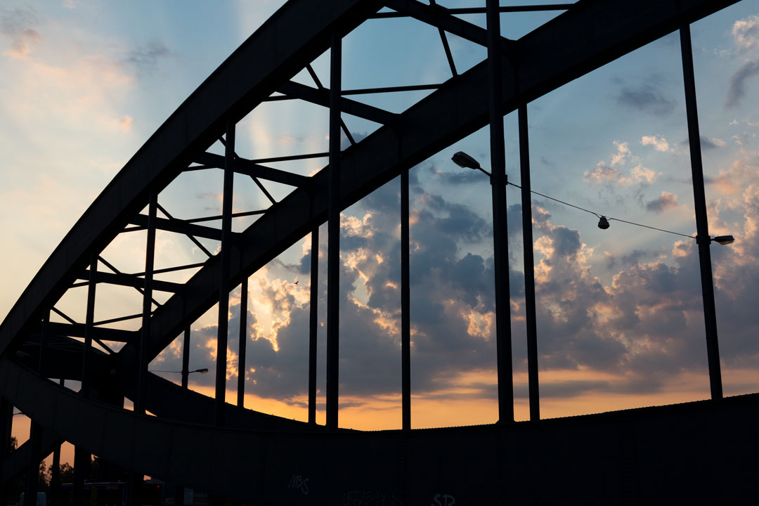 Fischbauchträger der neuen Elbbrücke.