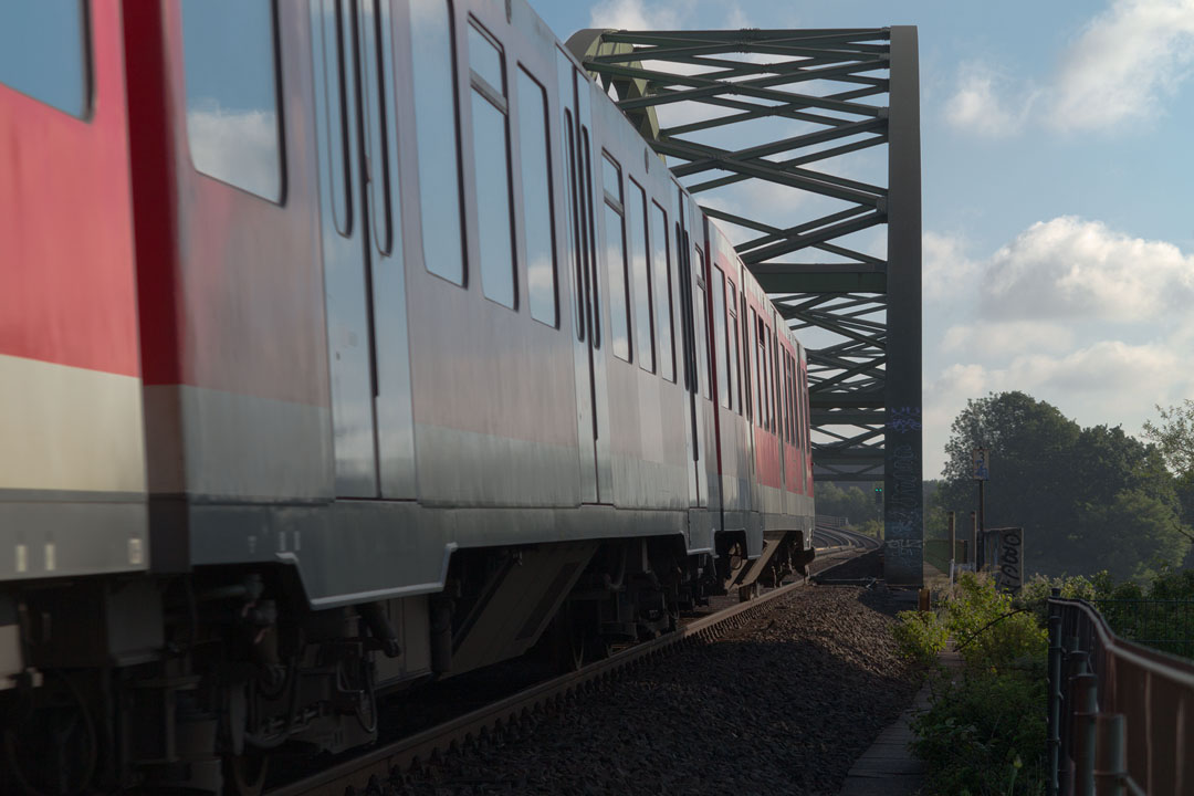 S-Bahn aus Richtung Veddel.