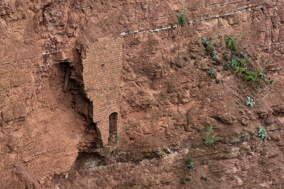 Klippe mit Belüftungsschacht